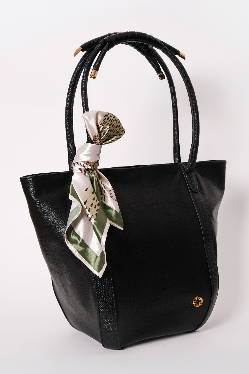 MISTRAL / Negro